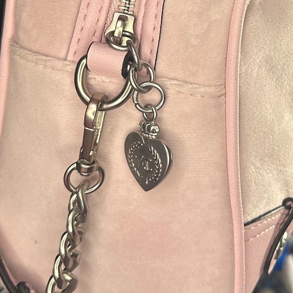 Juicy Couture Light Pink Satchel with Key Charm - Picture 8 of 9